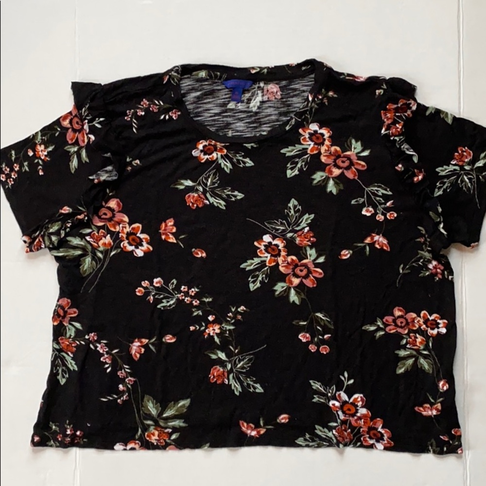 Aeropostale Women’s Floral Cropped Tee Size XL
